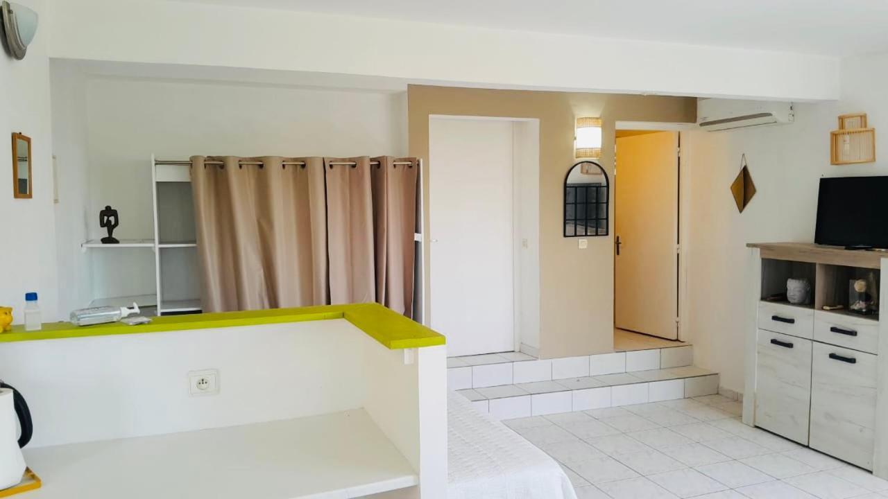 Coconing Logements Studios Et Maisons Сен-Ан Екстериор снимка
